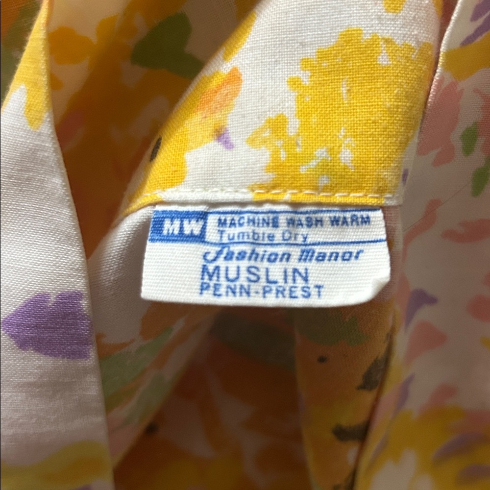 Two Matching Vintage 1960’s/1970’s Fashion Manor Standard Floral Pillowcases - Picture 6 of 13